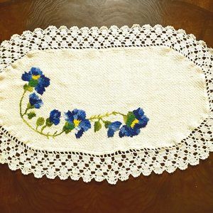 Vintage Blue Floral Doily - Oval.